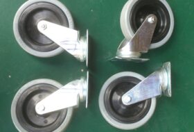 Wielen voor onder de plantenbak